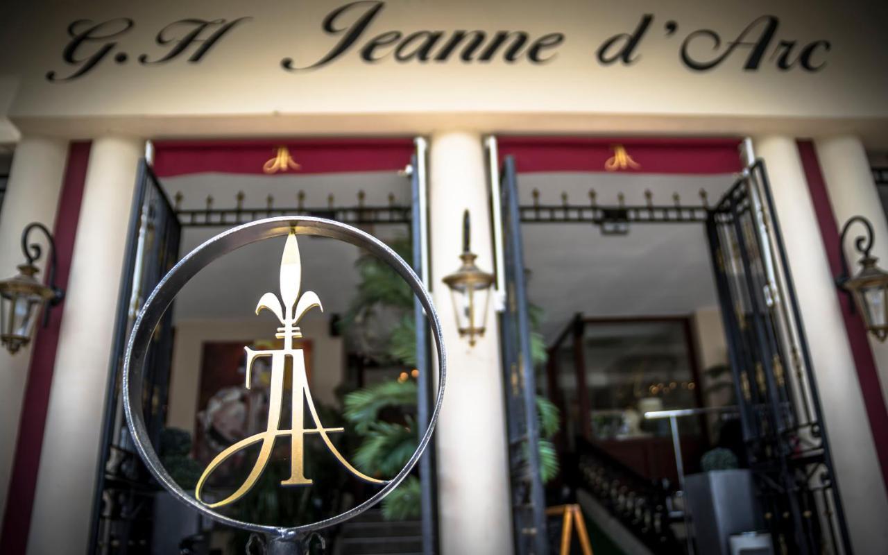 Hotel Jeanne D'Arc Lourdes Exterior photo