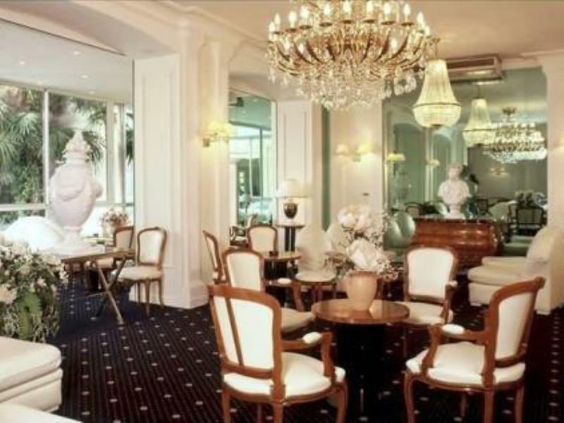 Hotel Jeanne D'Arc Lourdes Exterior photo